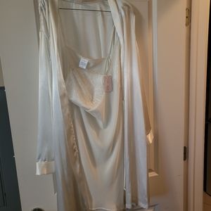 2 piece robe with chemise gown